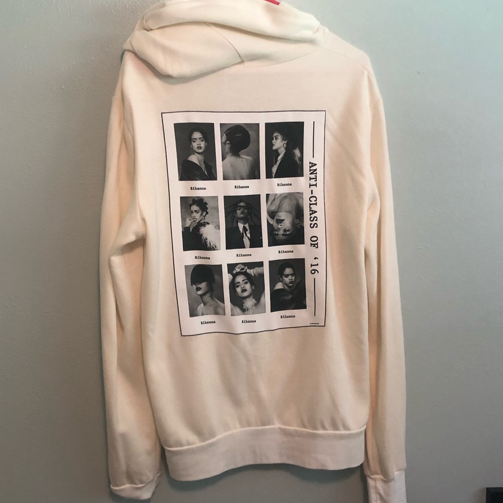 Soft Rihanna Anti - High oversized tour sweatshirt